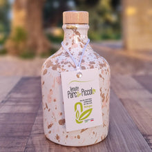 Carica l'immagine nel visualizzatore di Gallery, Orcio in ceramica con olio extra vergine 250 ml